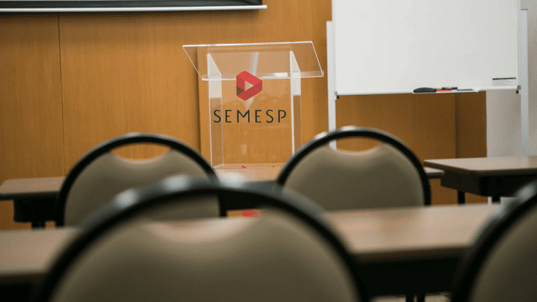 Semesp e Ministério da Educação debatem o caminho da educação a distância no Brasil